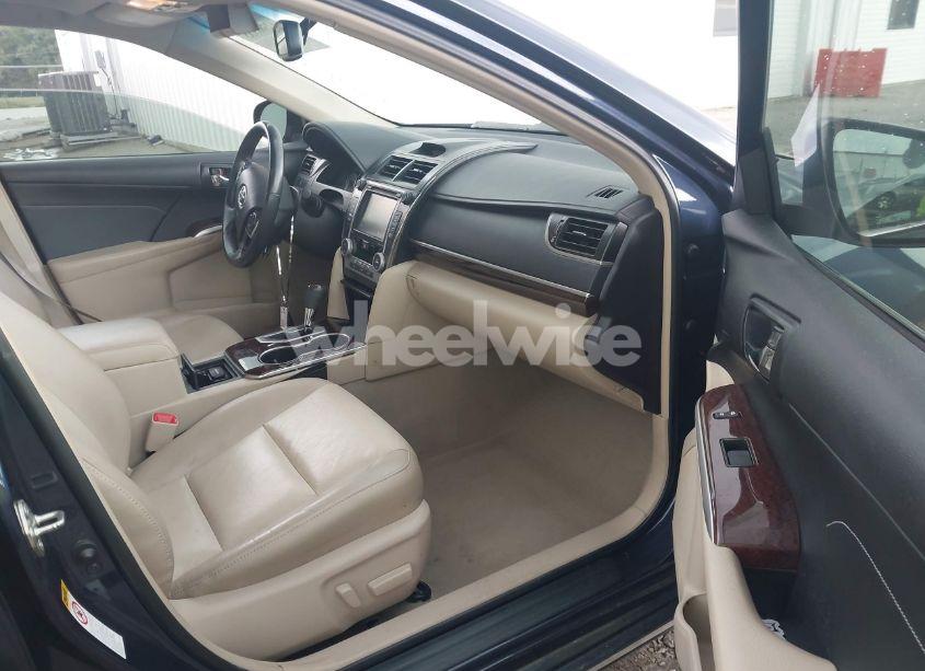 Photo 5 of 2014 Toyota Camry XLE (VIN 4T1BF1FK6EU836834)