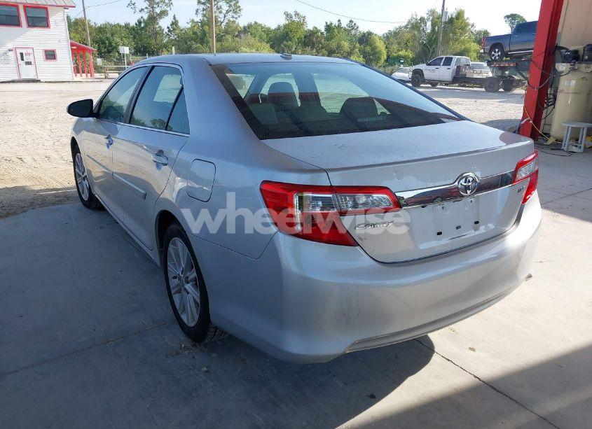 Photo 3 of 2014 Toyota Camry XLE (VIN 4T1BF1FK6EU840706)