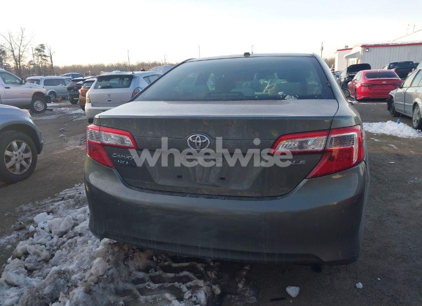Photo 17 of 2014 Toyota Camry LE (VIN 4T1BF1FK6EU840785)