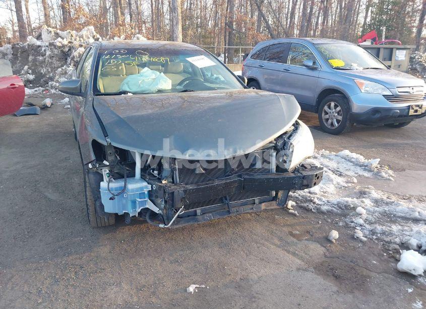 Photo 6 of 2014 Toyota Camry LE (VIN 4T1BF1FK6EU840785)