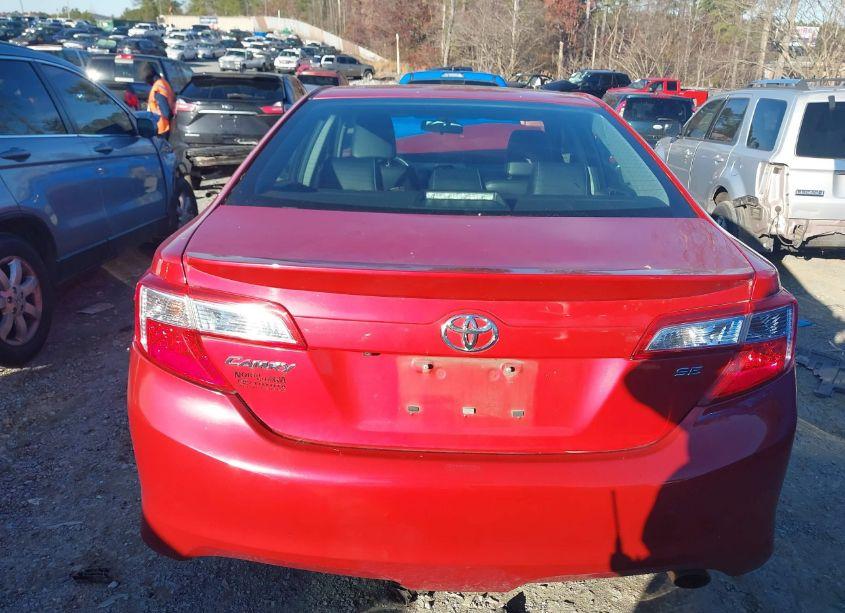 Photo 15 of 2014 Toyota Camry SE (VIN 4T1BF1FK6EU853648)