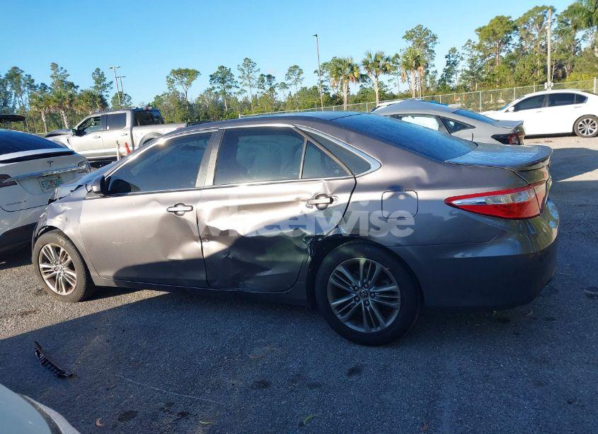 Photo 14 of 2015 Toyota Camry SE (VIN 4T1BF1FK6FU010146)