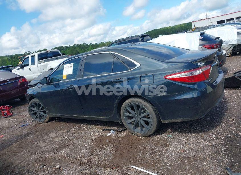 Photo 14 of 2015 Toyota Camry XSE (VIN 4T1BF1FK6FU012592)