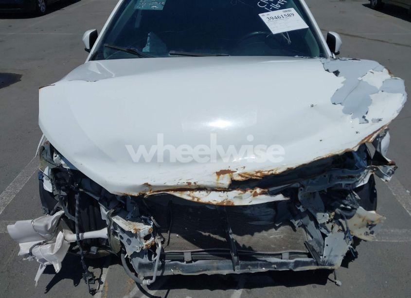 Photo 10 of 2015 Toyota Camry SE (VIN 4T1BF1FK6FU024435)