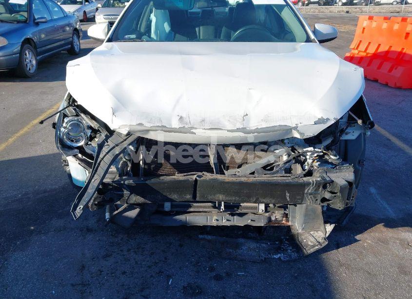 Photo 6 of 2015 Toyota Camry SE (VIN 4T1BF1FK6FU055166)