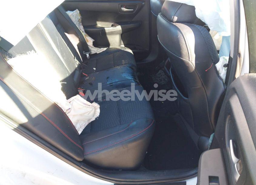 Photo 8 of 2015 Toyota Camry SE (VIN 4T1BF1FK6FU055166)