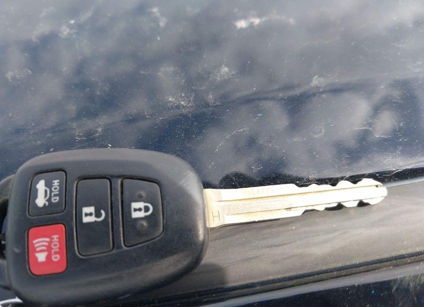 Photo 11 of 2015 Toyota Camry LE (VIN 4T1BF1FK6FU065289)