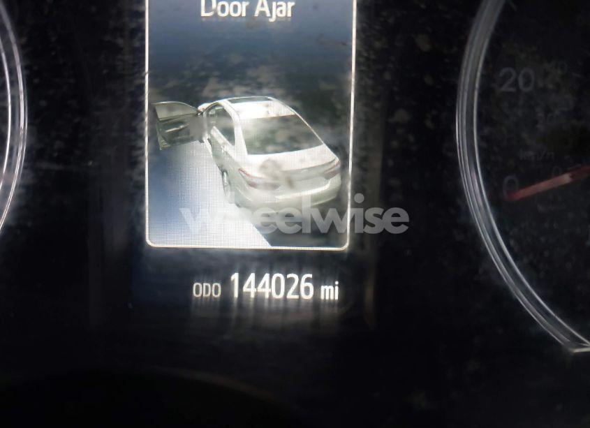 Photo 15 of 2015 Toyota Camry SE (VIN 4T1BF1FK6FU073652)