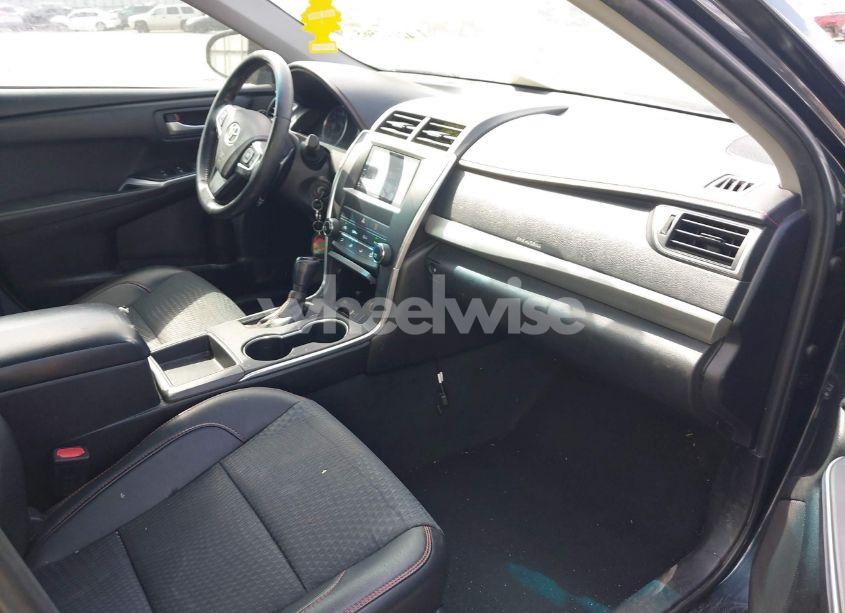 Photo 5 of 2015 Toyota Camry SE (VIN 4T1BF1FK6FU077751)