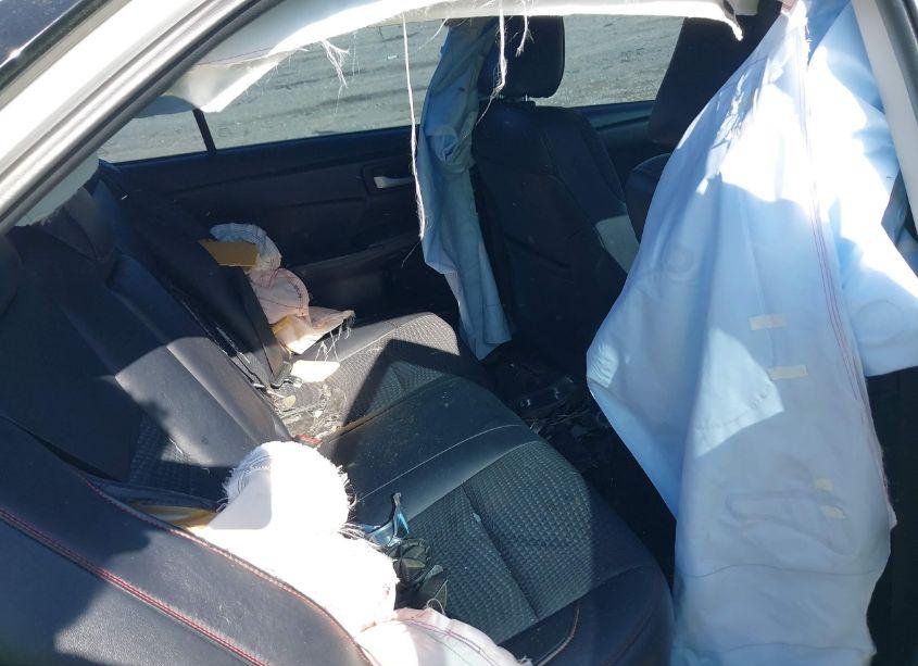 Photo 8 of 2015 Toyota Camry SE (VIN 4T1BF1FK6FU083825)