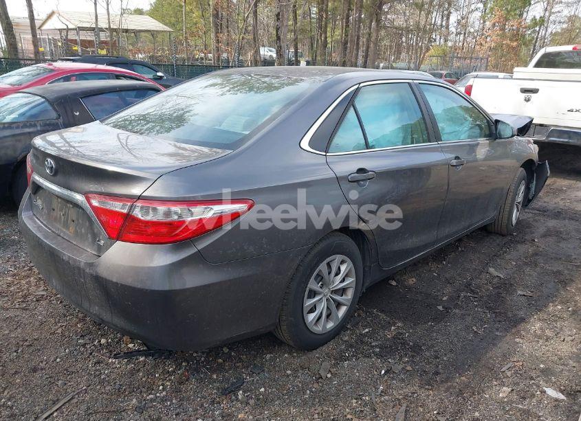 Photo 4 of 2015 Toyota Camry LE (VIN 4T1BF1FK6FU086577)