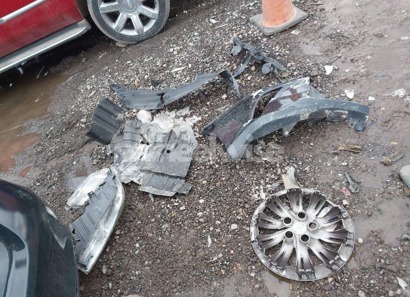 Photo 12 of 2015 Toyota Camry LE (VIN 4T1BF1FK6FU087793)