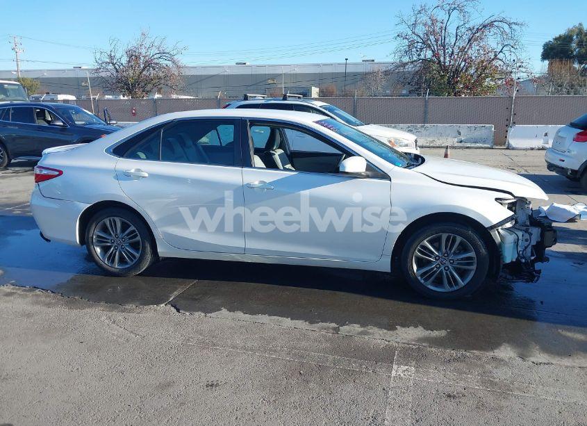 Photo 14 of 2015 Toyota Camry SE (VIN 4T1BF1FK6FU099717)