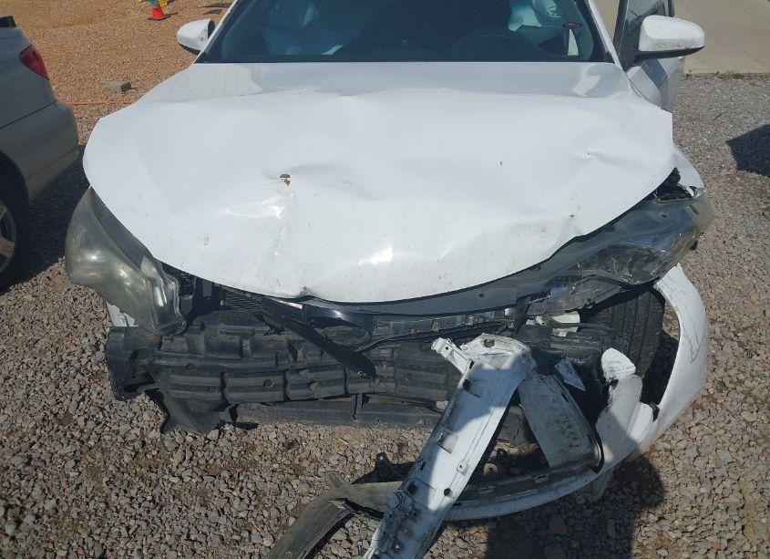 Photo 6 of 2015 Toyota Camry SE (VIN 4T1BF1FK6FU102728)