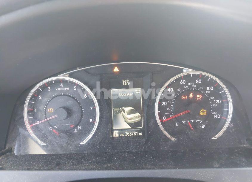 Photo 7 of 2015 Toyota Camry SE (VIN 4T1BF1FK6FU114121)