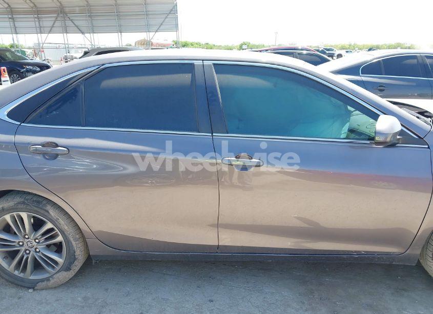 Photo 13 of 2015 Toyota Camry SE (VIN 4T1BF1FK6FU483013)