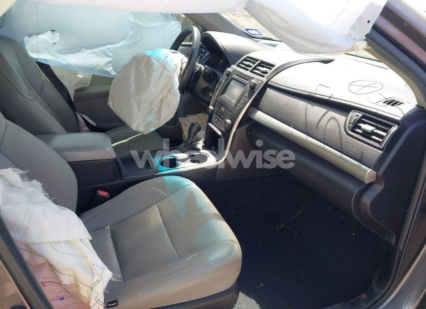 Photo 5 of 2015 Toyota Camry SE (VIN 4T1BF1FK6FU483013)