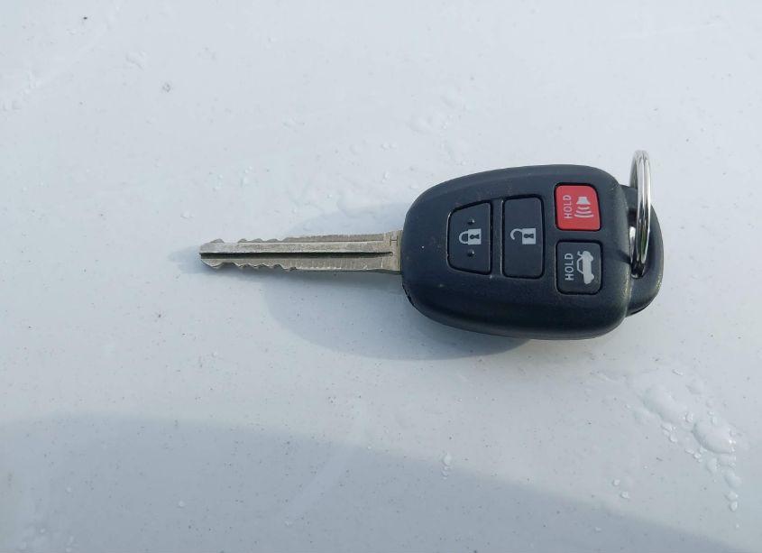 Photo 11 of 2015 Toyota Camry SE (VIN 4T1BF1FK6FU491323)