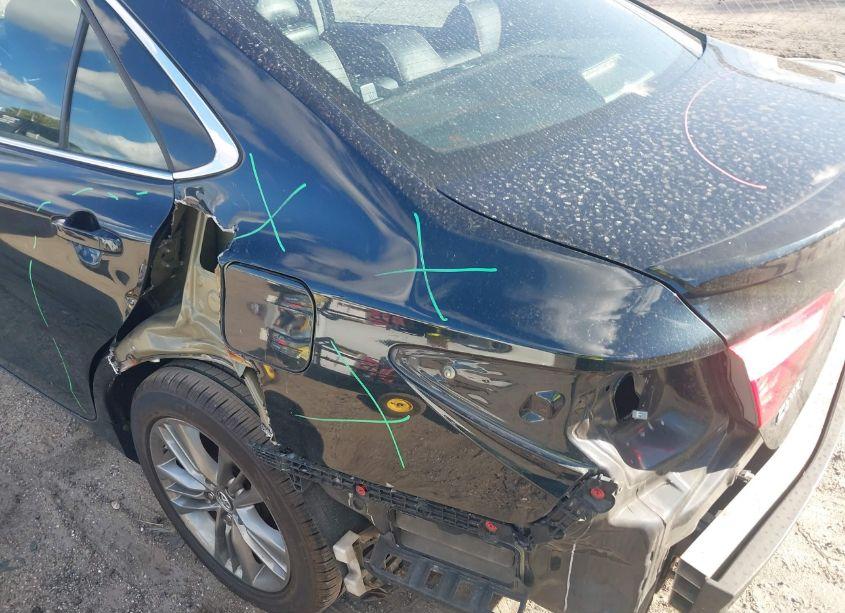 Photo 6 of 2015 Toyota Camry SE (VIN 4T1BF1FK6FU494920)