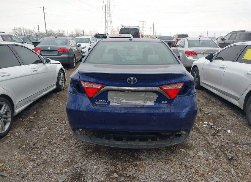 Photo 17 of 2015 Toyota Camry SE (VIN 4T1BF1FK6FU884240)