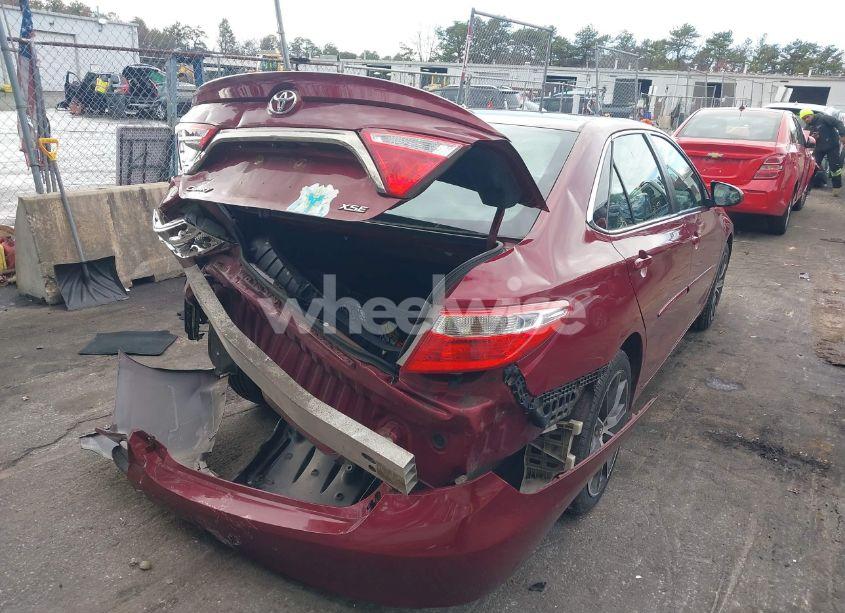 Photo 4 of 2015 Toyota Camry XSE (VIN 4T1BF1FK6FU891642)