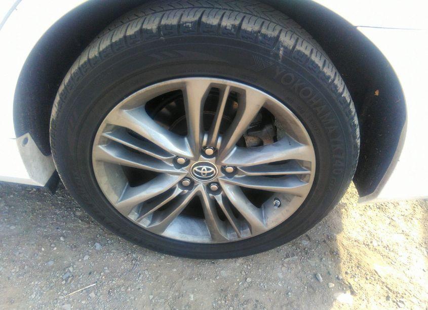 Photo 19 of 2015 Toyota Camry SE (VIN 4T1BF1FK6FU893729)