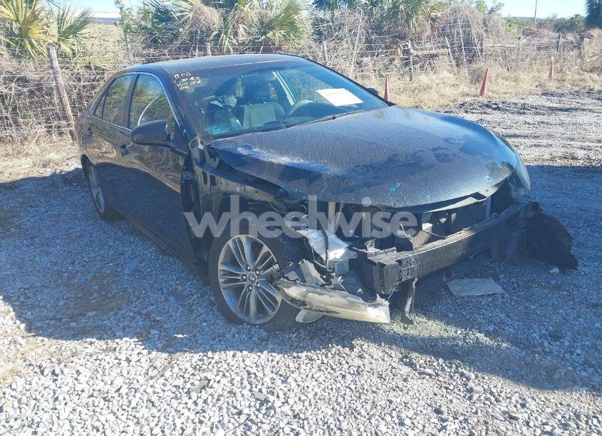 2015 Toyota Camry SE (VIN 4T1BF1FK6FU898333) main photo