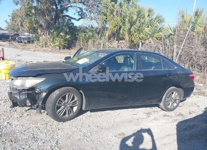 Photo 15 of 2015 Toyota Camry SE (VIN 4T1BF1FK6FU898333)