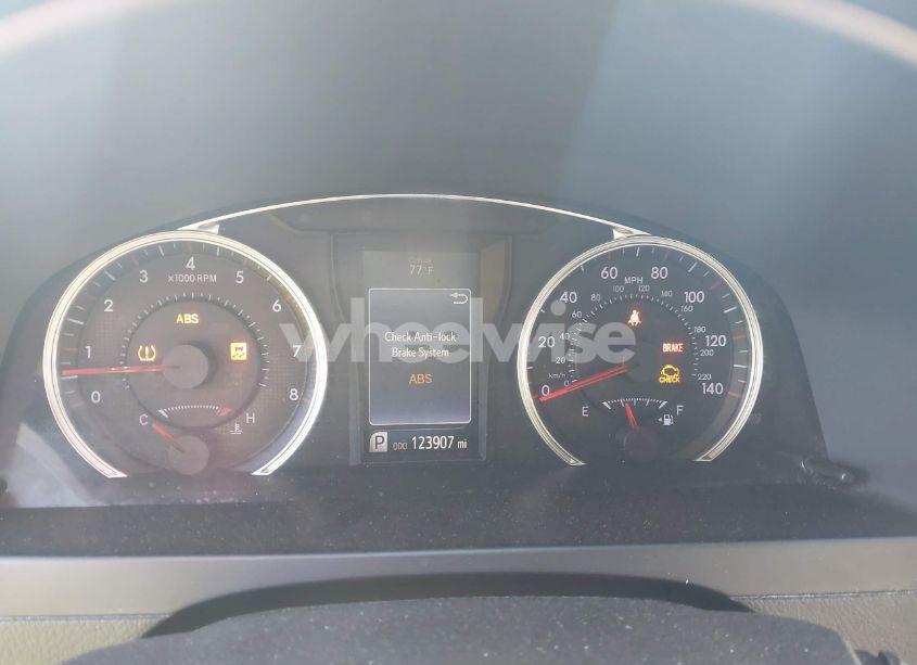 Photo 7 of 2015 Toyota Camry SE (VIN 4T1BF1FK6FU898333)