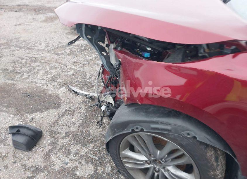 Photo 6 of 2015 Toyota Camry SE (VIN 4T1BF1FK6FU903238)