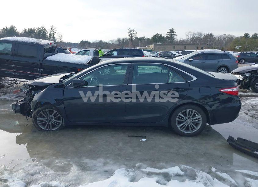 Photo 15 of 2015 Toyota Camry SE (VIN 4T1BF1FK6FU903871)