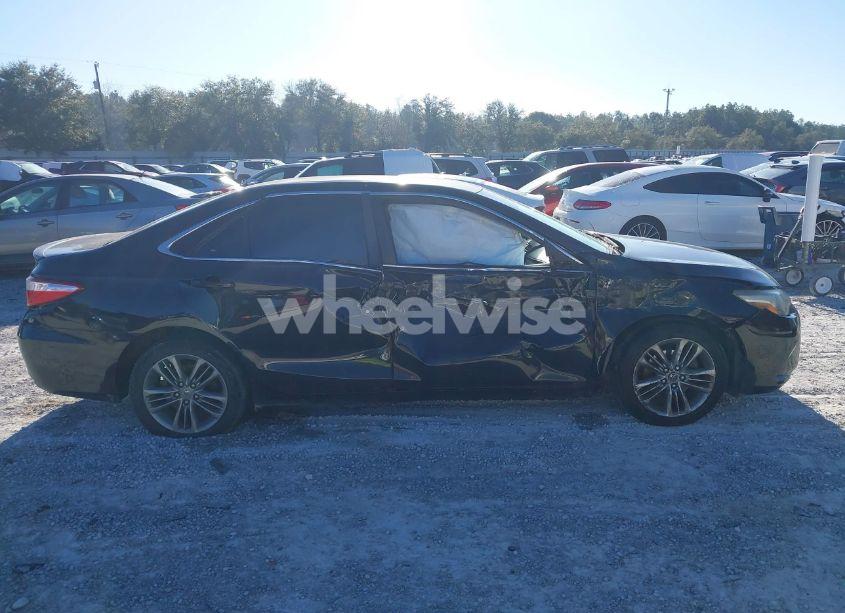Photo 13 of 2015 Toyota Camry SE (VIN 4T1BF1FK6FU922176)