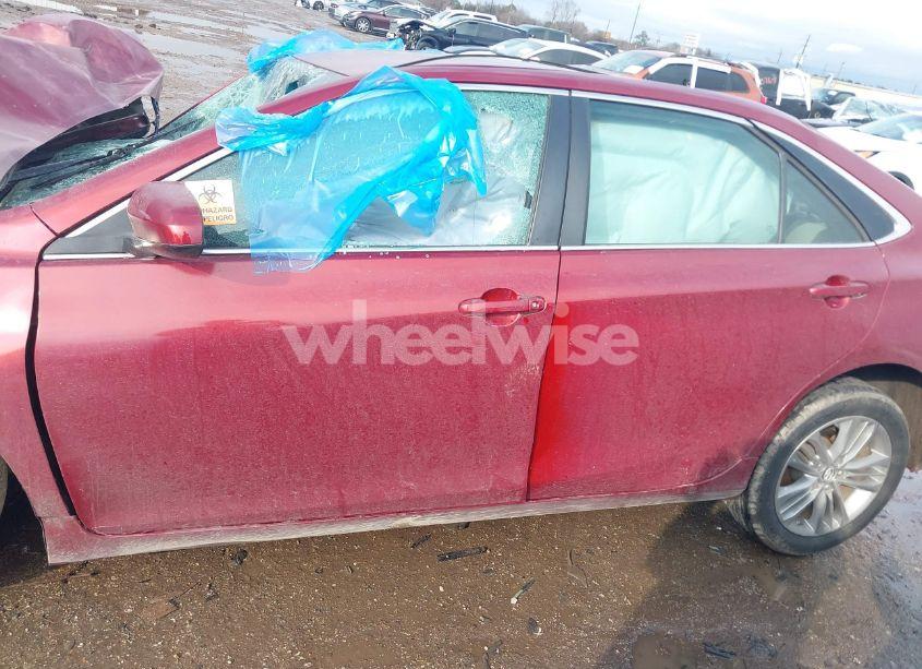 Photo 13 of 2015 Toyota Camry SE (VIN 4T1BF1FK6FU925711)