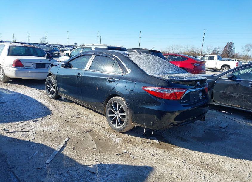 Photo 3 of 2015 Toyota Camry XSE (VIN 4T1BF1FK6FU964671)