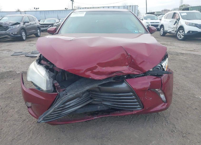 Photo 6 of 2015 Toyota Camry LE (VIN 4T1BF1FK6FU993555)