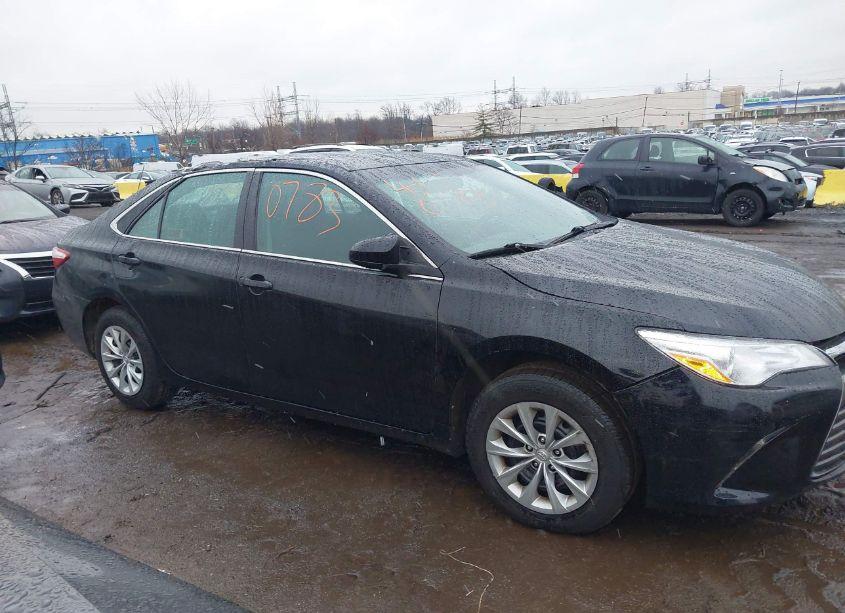 Photo 14 of 2016 Toyota Camry LE (VIN 4T1BF1FK6GU129204)