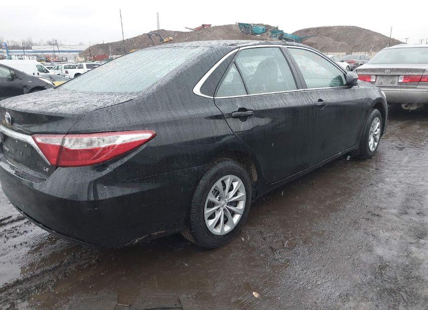 Photo 4 of 2016 Toyota Camry LE (VIN 4T1BF1FK6GU129204)