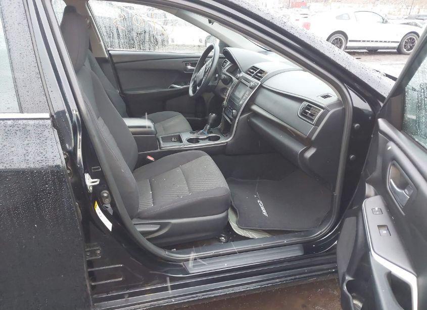 Photo 5 of 2016 Toyota Camry LE (VIN 4T1BF1FK6GU129204)