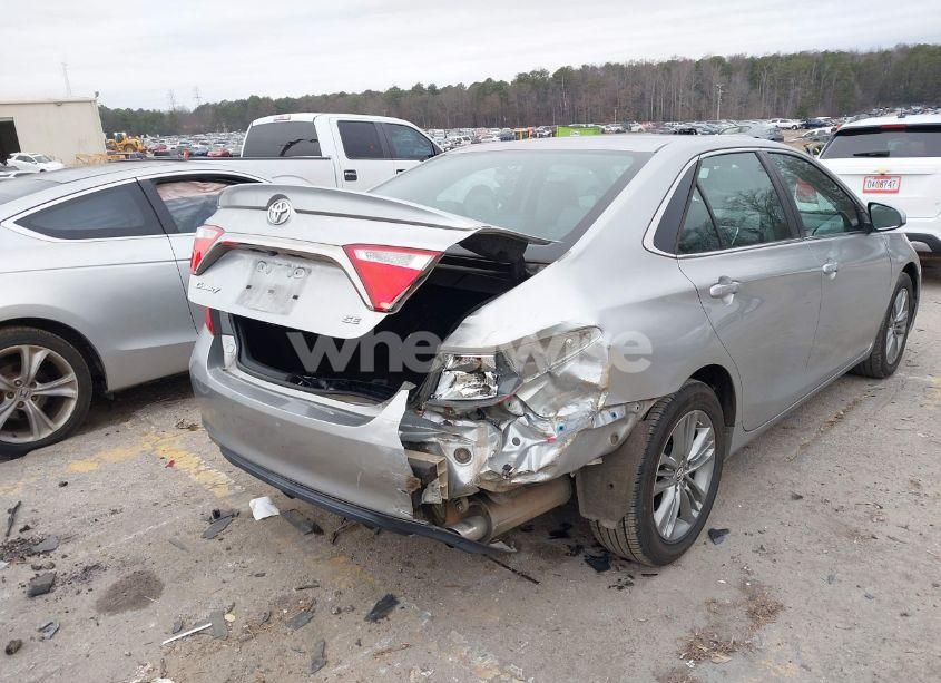 Photo 6 of 2016 Toyota Camry SE (VIN 4T1BF1FK6GU136248)