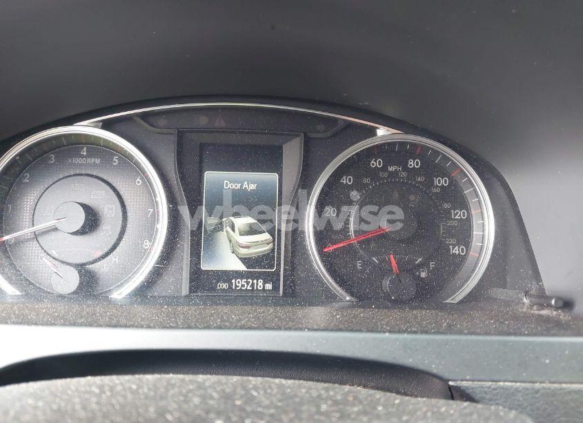 Photo 7 of 2016 Toyota Camry SE (VIN 4T1BF1FK6GU136864)