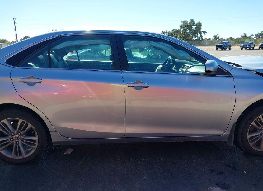 Photo 14 of 2016 Toyota Camry SE (VIN 4T1BF1FK6GU137464)