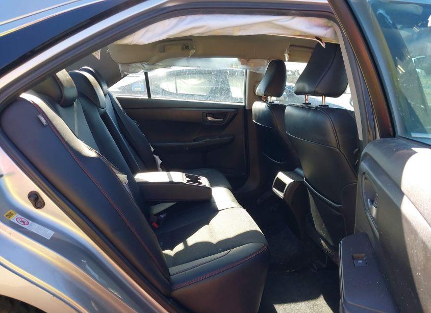 Photo 8 of 2016 Toyota Camry SE (VIN 4T1BF1FK6GU137464)