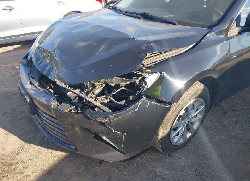 Photo 17 of 2016 Toyota Camry LE (VIN 4T1BF1FK6GU149775)