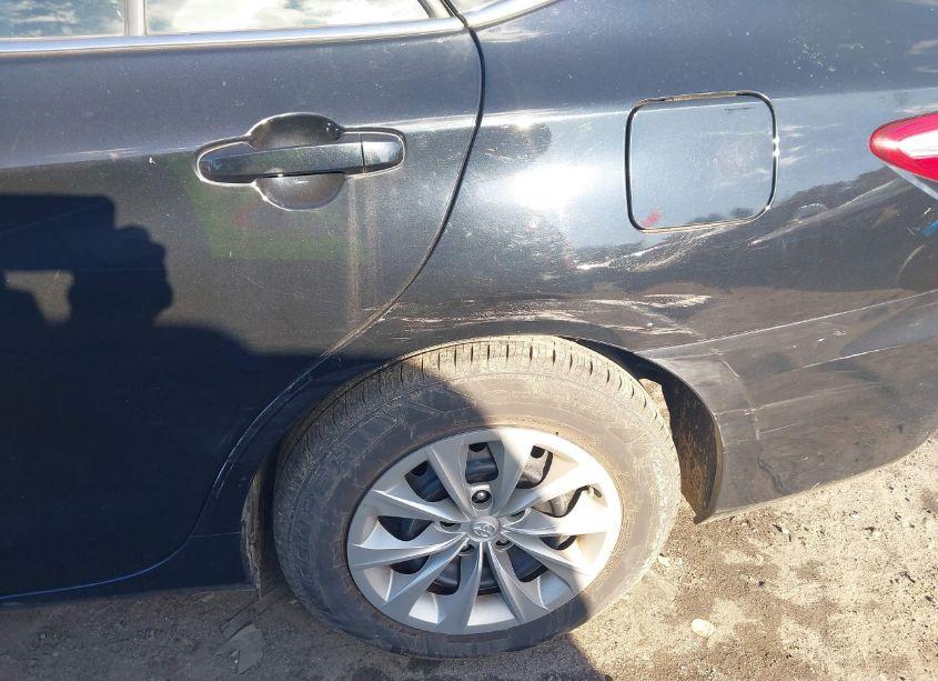 Photo 19 of 2016 Toyota Camry LE (VIN 4T1BF1FK6GU149775)