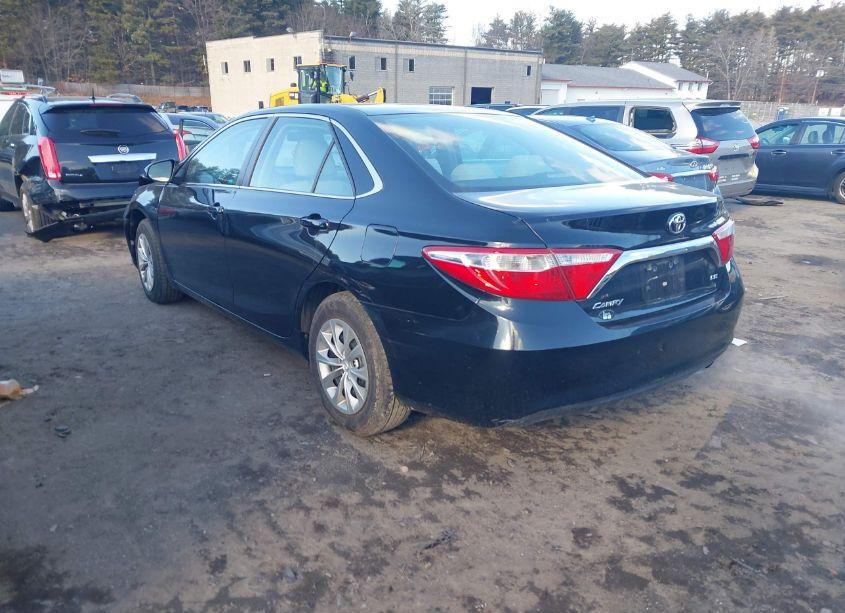 Photo 3 of 2016 Toyota Camry LE (VIN 4T1BF1FK6GU149775)