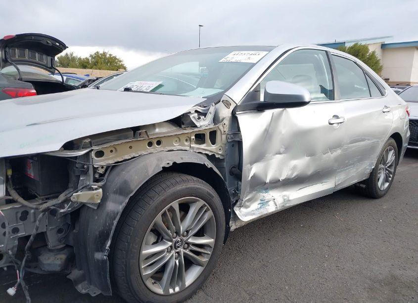 Photo 6 of 2016 Toyota Camry SE (VIN 4T1BF1FK6GU167578)