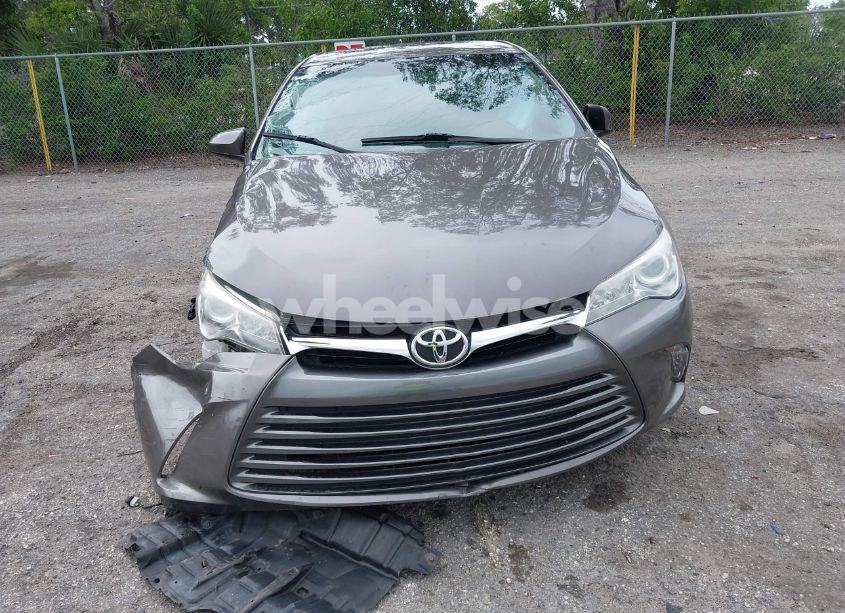 Photo 12 of 2016 Toyota Camry XLE (VIN 4T1BF1FK6GU174398)