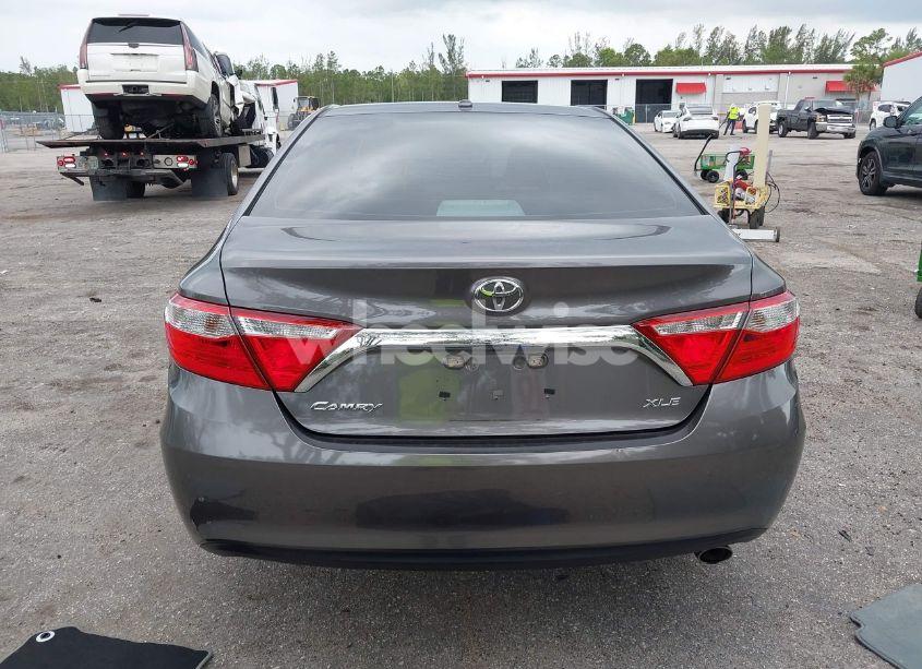 Photo 16 of 2016 Toyota Camry XLE (VIN 4T1BF1FK6GU174398)