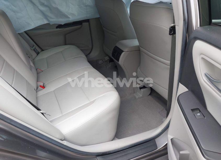 Photo 8 of 2016 Toyota Camry XLE (VIN 4T1BF1FK6GU174398)