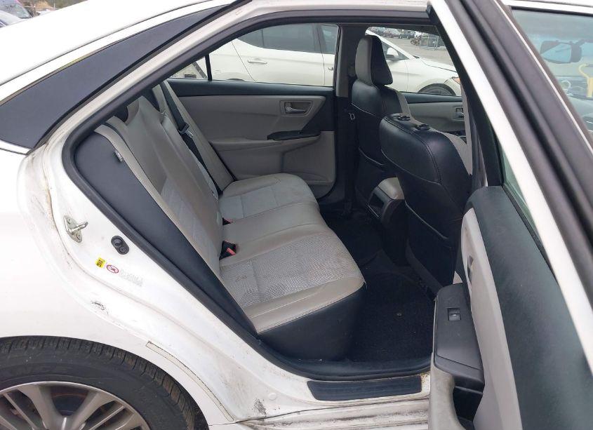 Photo 8 of 2016 Toyota Camry SE (VIN 4T1BF1FK6GU174997)